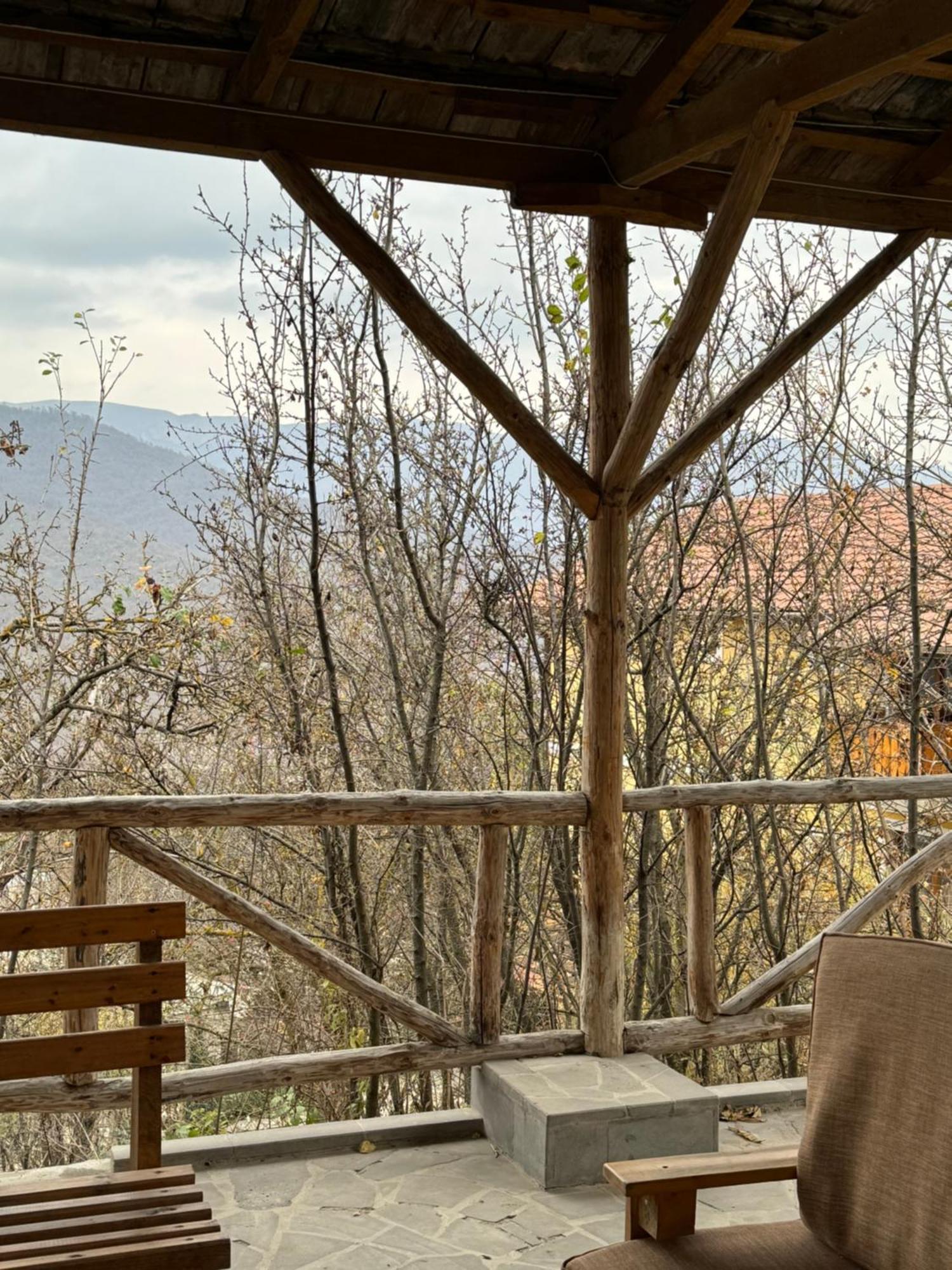 Verin Tun Dilijan Exterior foto